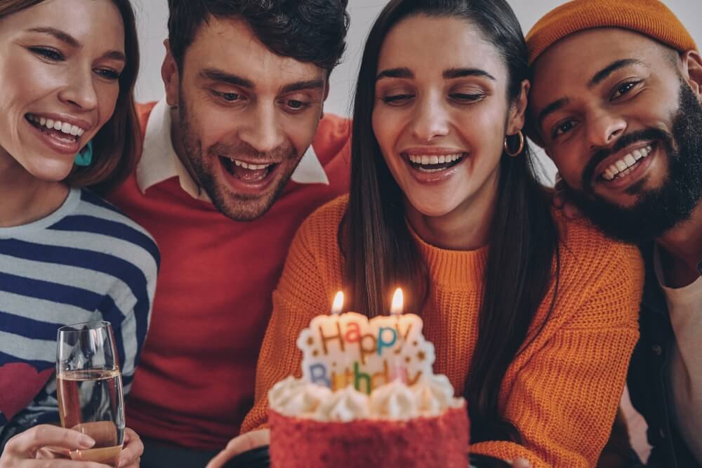 śmieszne życzenia urodzinowe - gotowe gotowe śmieszne życzenia urodzinowe dla przyjaciół